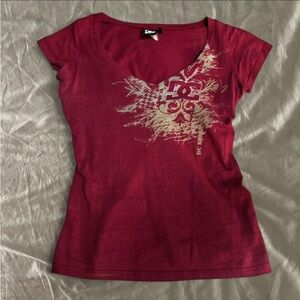 dc tee °❀⋆.ೃ࿔*:･